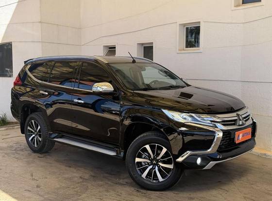 MITSUBISHI PAJERO SPORT 2.4 16V MIVEC TURBO DIESEL HPE AWD AUTOMÁTICO MITSUBISHI PAJERO SPORT 2.4 16V MIVEC TURBO DIESEL HPE AWD AUTOMÁTICO